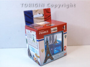 Alternative view of Float Paper Weight Cube - Paris Eiffel Tower